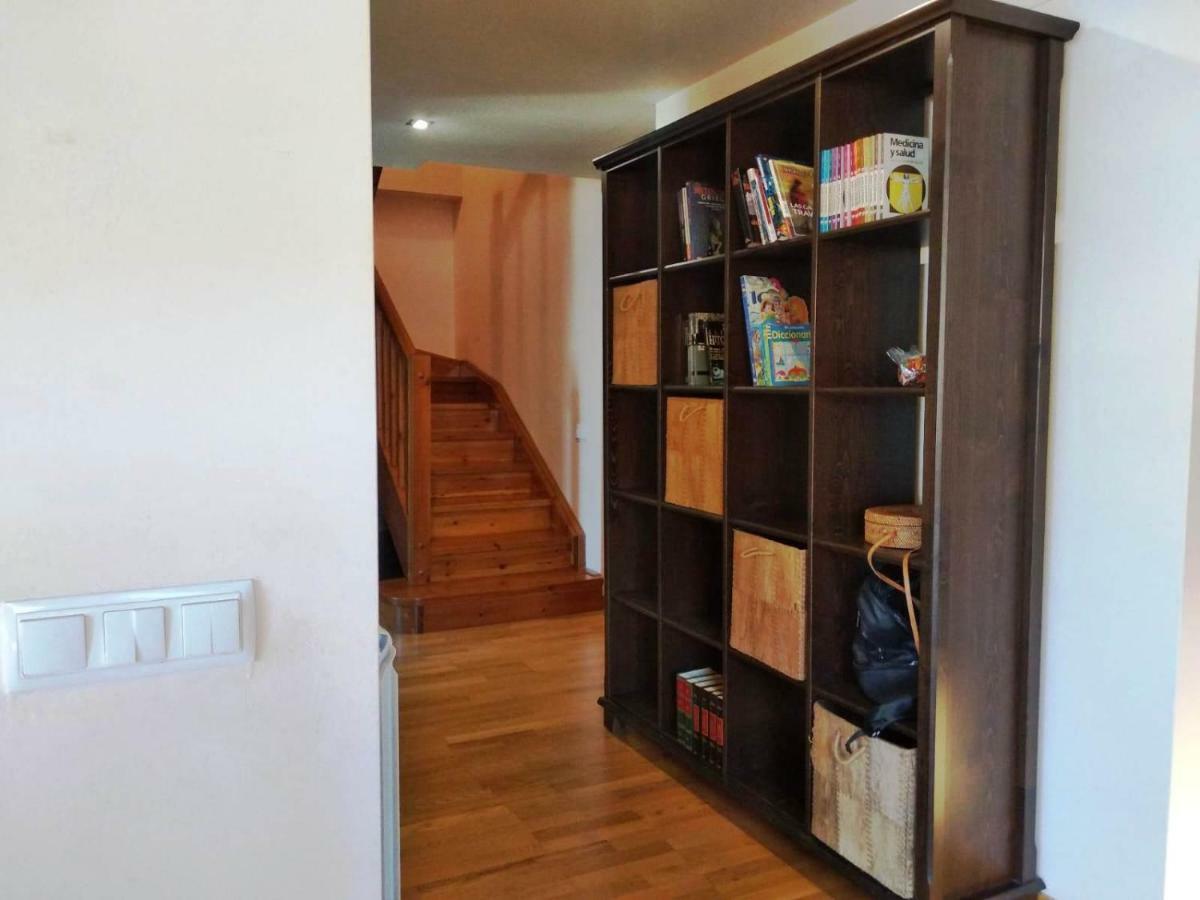 Duplex Familiar En Эстерри-д'Анеу Экстерьер фото