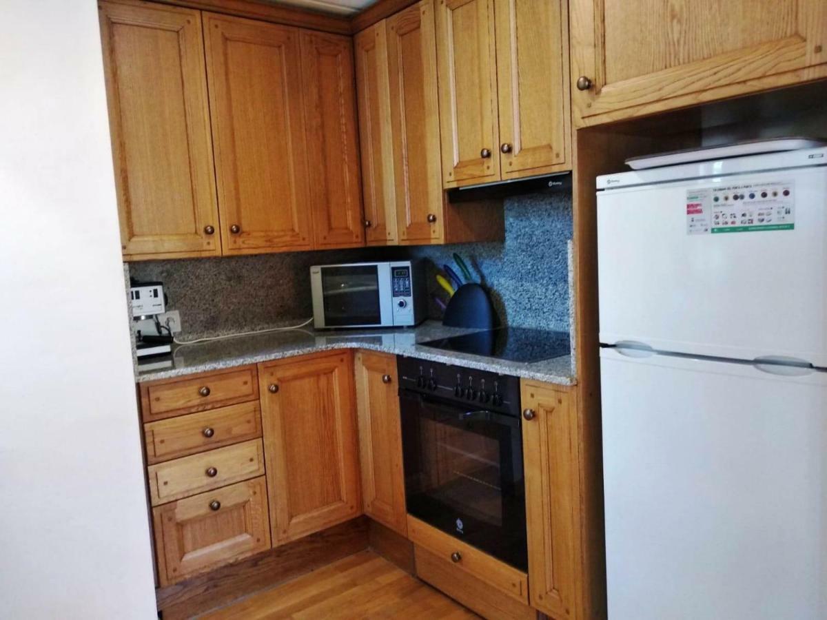 Duplex Familiar En Эстерри-д'Анеу Экстерьер фото